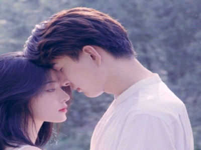 正在播放爆乳女教师第1,魅力女教师：爱岗敬业赢赞誉-1